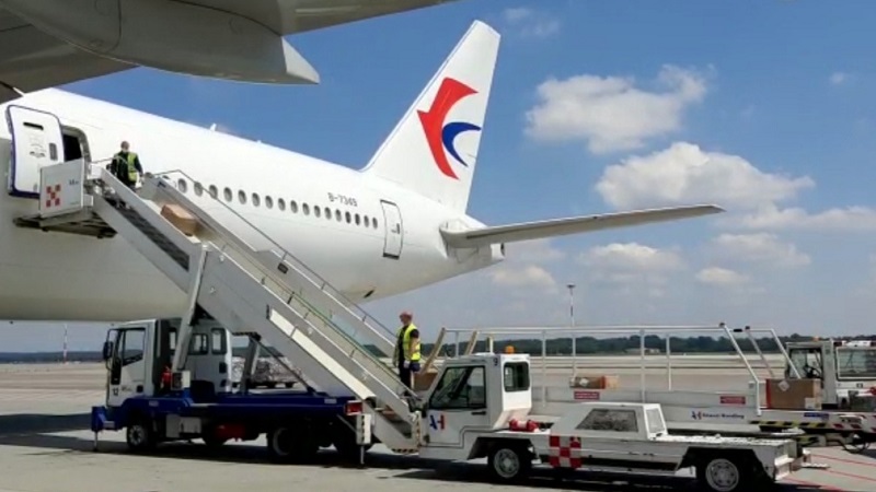 China Southern Malpensa cargo chute