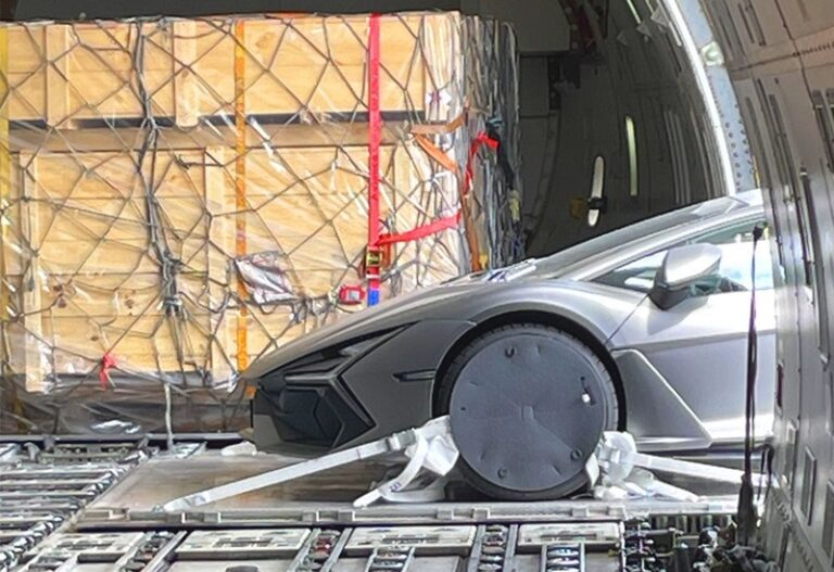 Saudia Cargo Lamborghini Ferrari 5